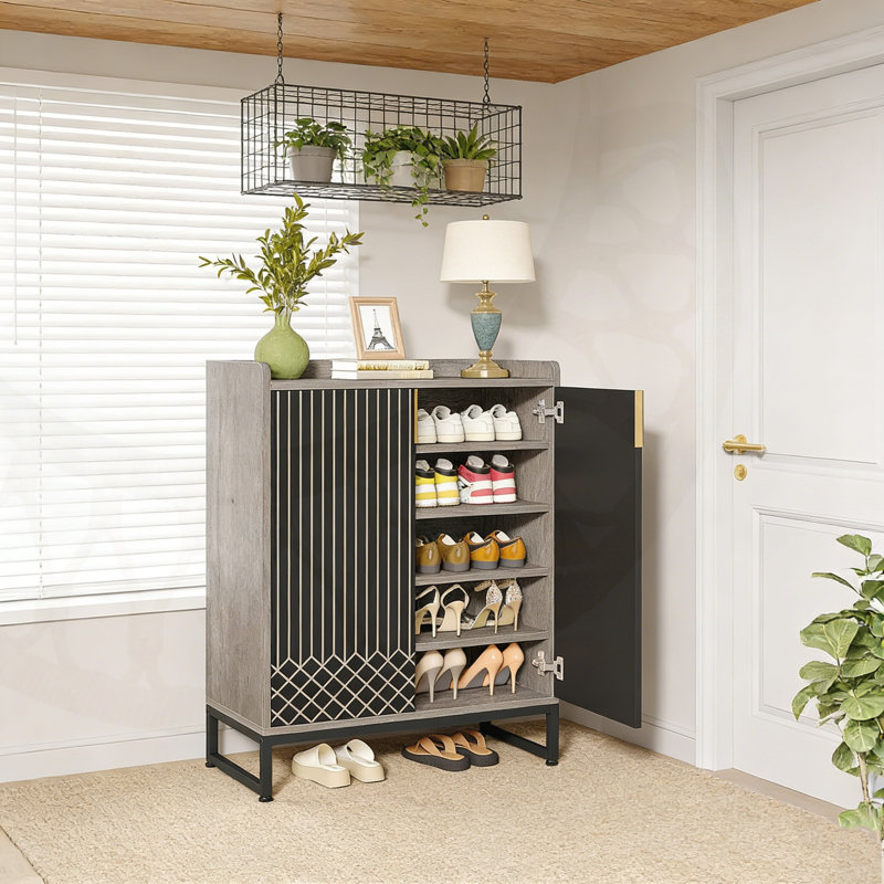 Armoire à chaussures 29,52 po avec portes, Grey/Black
