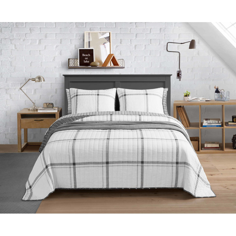 White and Gray Twin Cotton Reversible Quilt Set