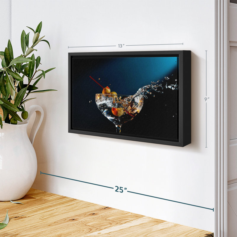 Splash Martini, reproduction sur toile, H 9 po x l 13 po