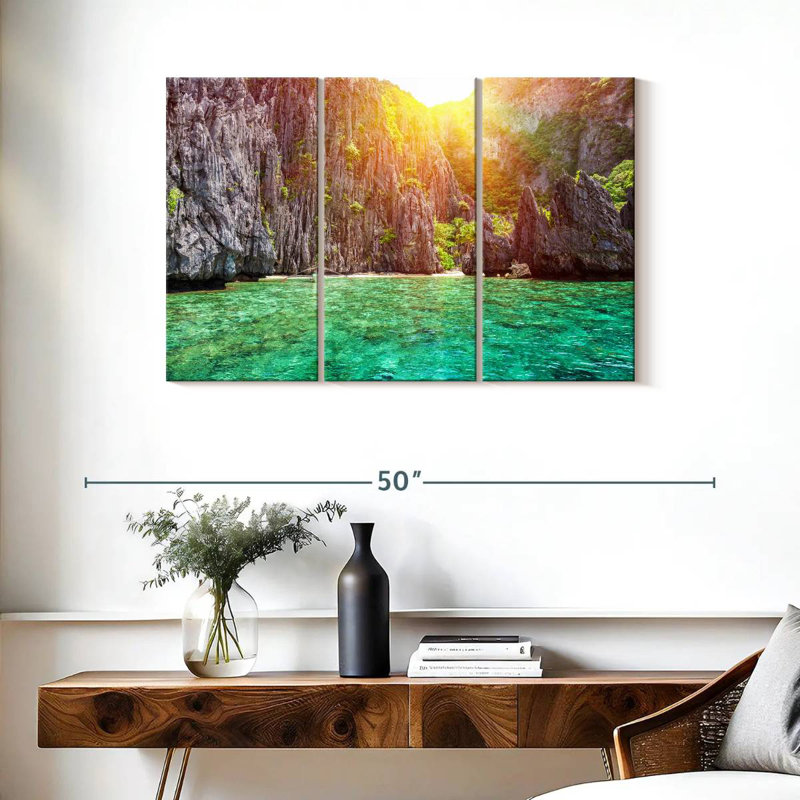 El Nido Gillard Cliffs, 24" H x 38" W
