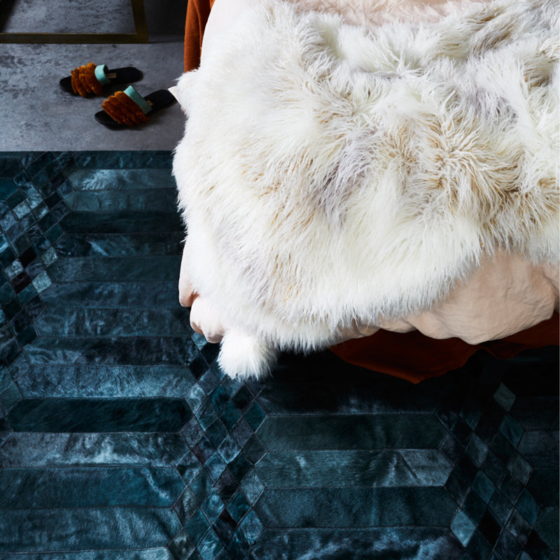 Largo Geometric Area Rug in Teal, Rectangle 5'7" x 7'10"