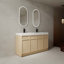 Meuble-lavabo autoportant de 60 po avec double lavabo en résine blanche et 4 portes d'armoire à fermeture en douceur