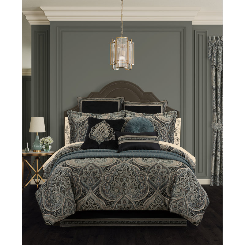 Queen Black and Teal Reversible Comforter Set