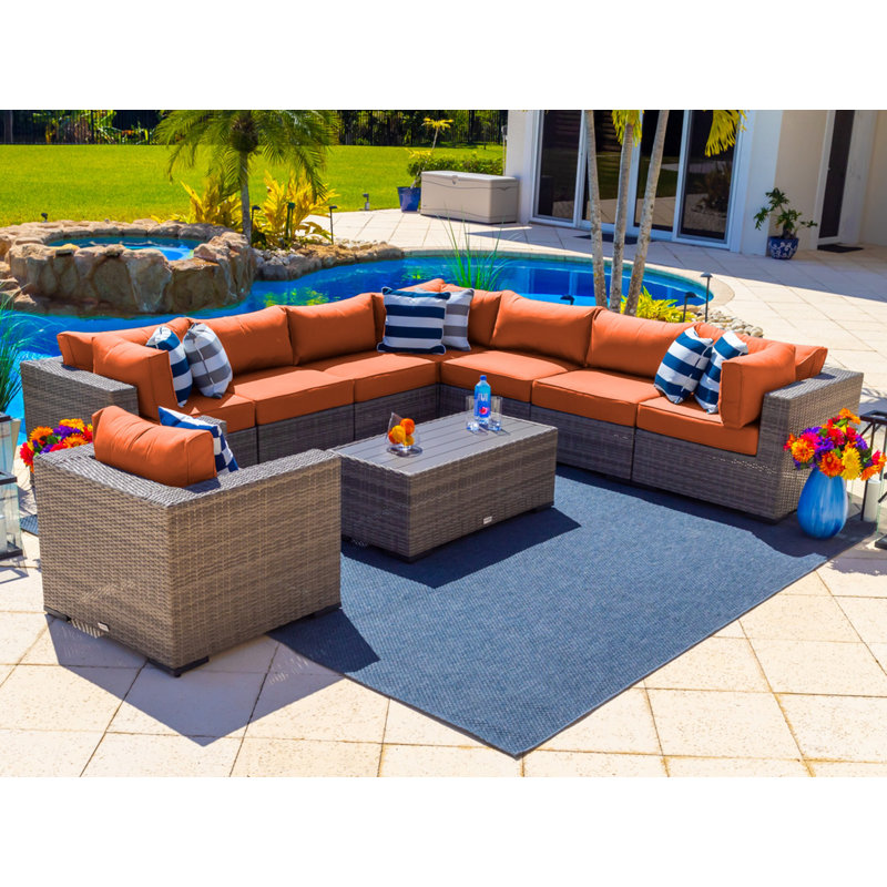 Ensemble de conversation modulaire en rotin avec coussins Sunbrella 9 pièces Sorrento, Toscane