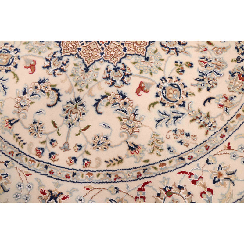 Tapis crème Nain 4 pi 11 po x 4 pi 11 po