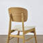 Chaise en bois massif avec assise rembourrée-117435492