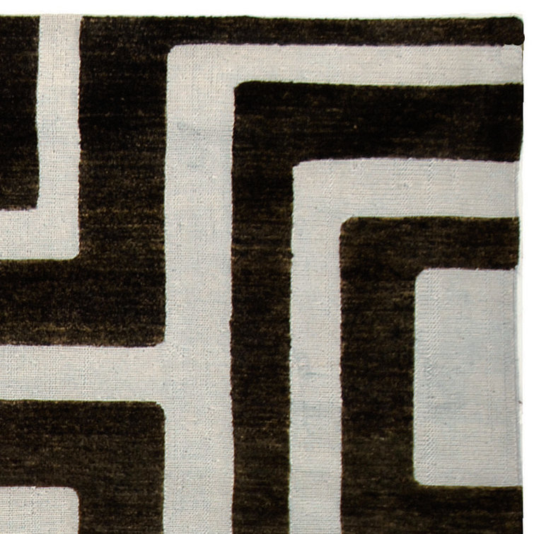 Santa Fe Silver/Black Area Rug