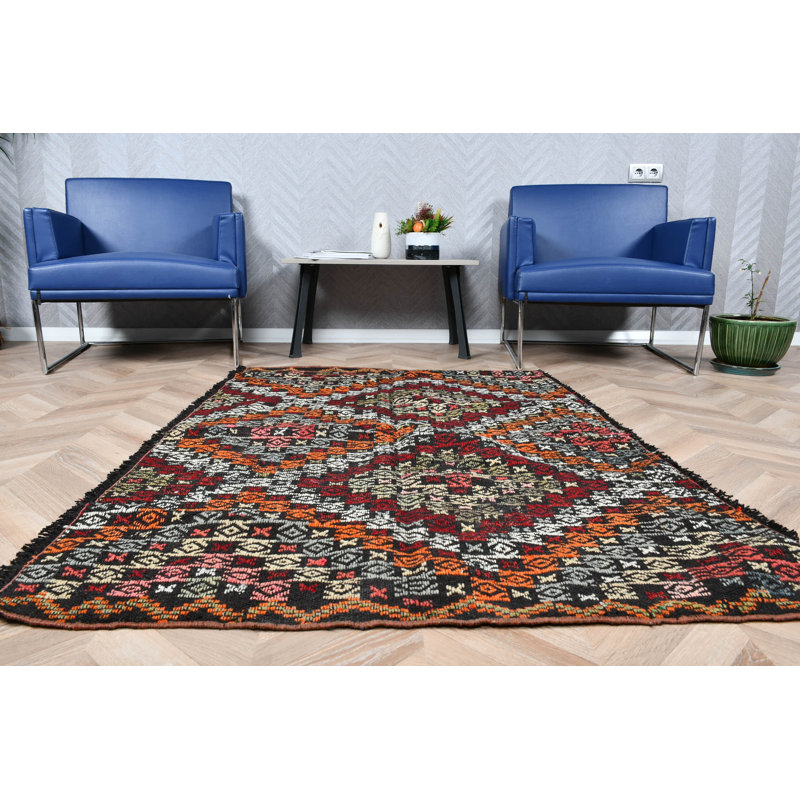 Tapis kilim rouge brodé à la main dans un style turc rétro idéal pour la décoration de vestibule