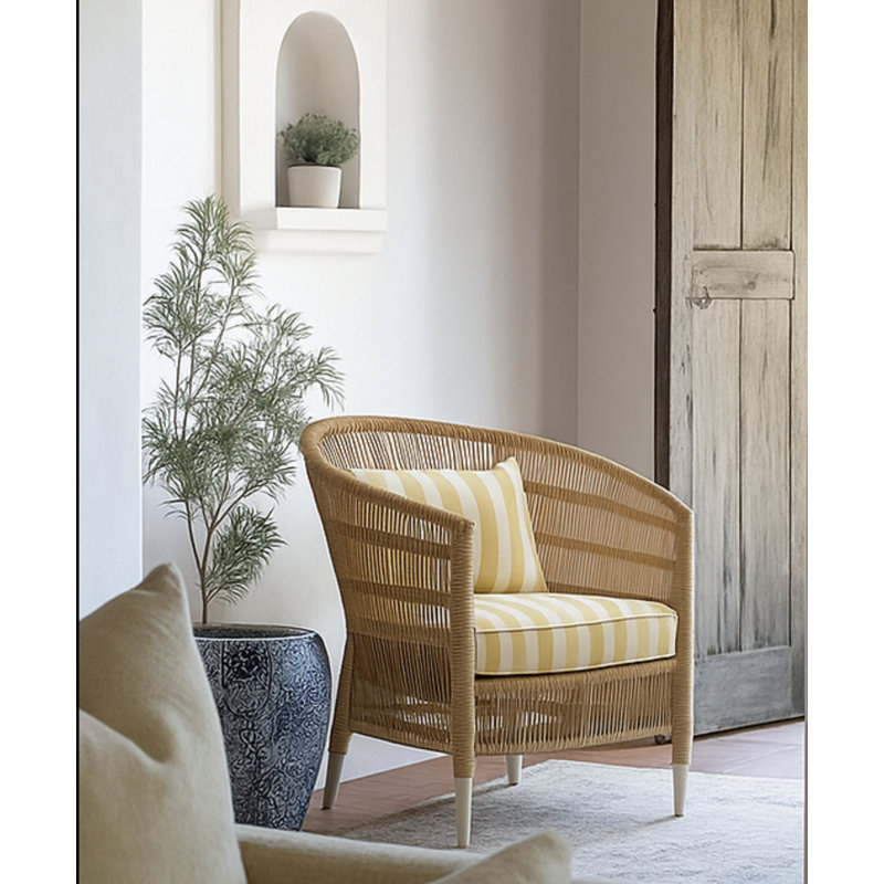 Chaise de patio avec coussin