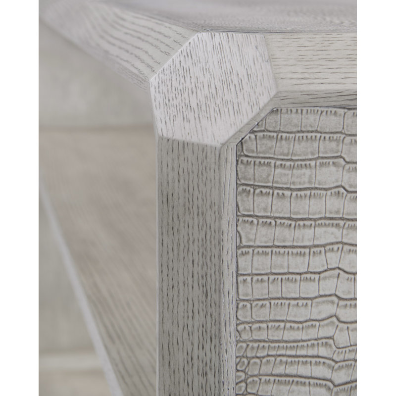 Console Spencer St. James, Argento
