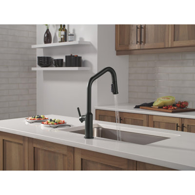 Single Handle Pull-Down Kitchen Faucet