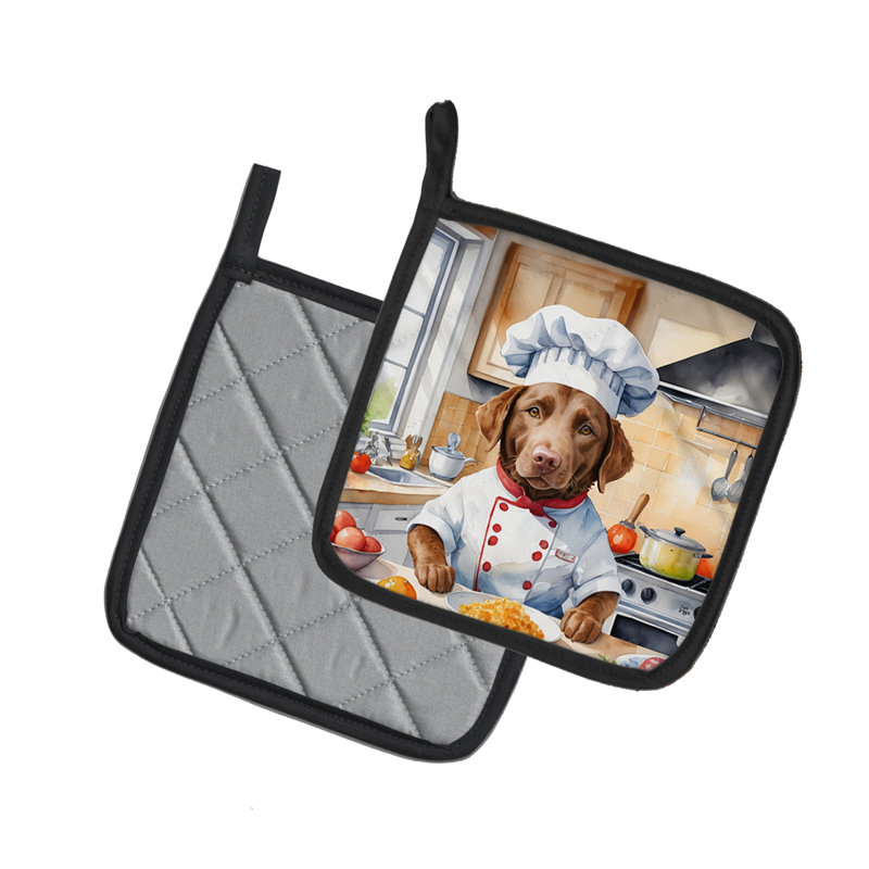 Caroline's Treasures The Dog Chef Polyester Potholder Set