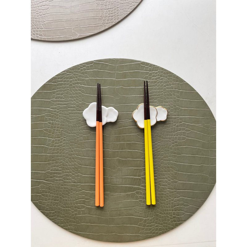 Chopsticks, Yellow