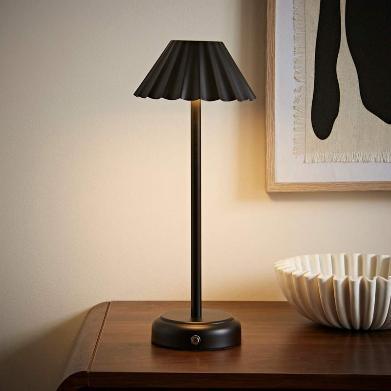 Metal Table Lamp, Black, Black