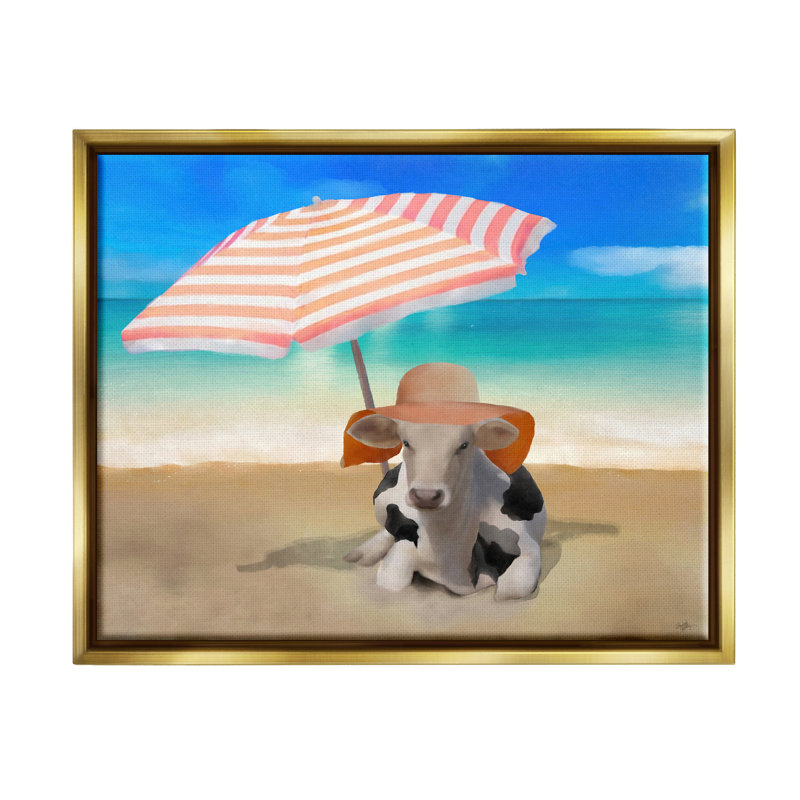 «Lounging Cow Summer Beach Shore», impression, H 17 po x l 21 po x P 1,7 po, Cadre flottant métallique doré