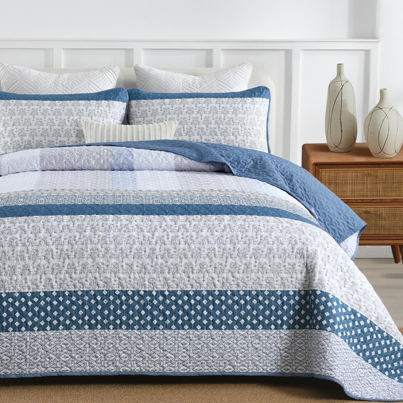 3-Piece Bohemian Stripe Quilt Set Lightweight Microfiber All Season, Blue, Queen Quilt + 2 Queen Pillowcases