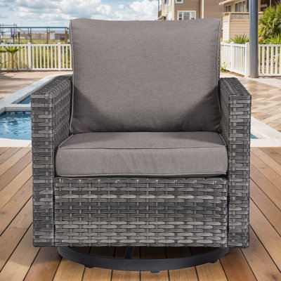 Chaise longue d'extérieur pivotante et berçante en osier