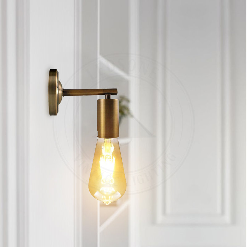 Sennott Armed Sconce, Yellow Brass