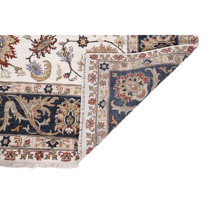 Hand Woven Wool Floral Area Rug, Rectangle 6' x 9'