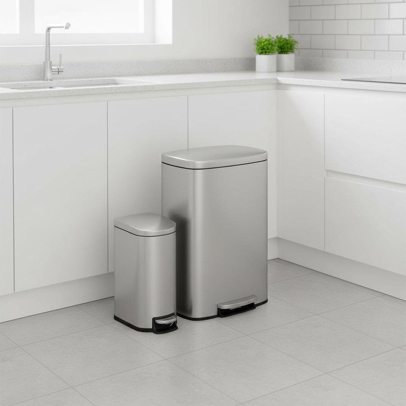 Stainless Steel Step On Kitchen Rubbish Bin, Silver