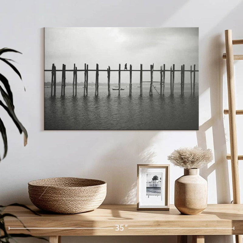 Lilie Crossing U Bein Bridge, H 16 po x l 24 po
