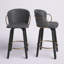 Ensemble de 2 tabourets de comptoir pivotants de 26 po en similicuir, bois et métal Benedic-170627020