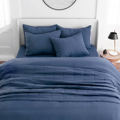 Kamau Linen Quilt Set