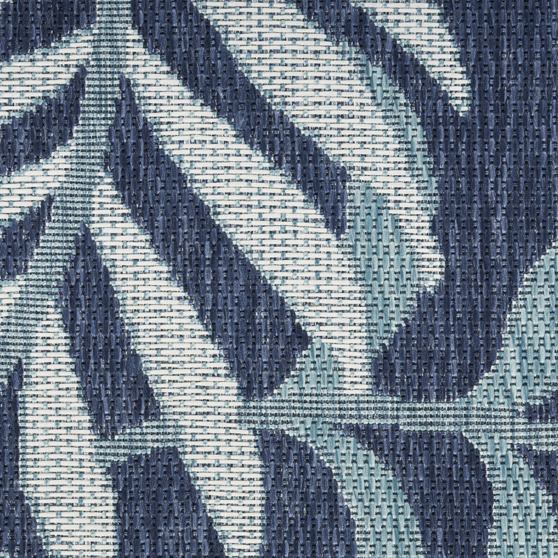 Alizay Floral Polypropylene Indoor/Outdoor Area Rug in White/Navy Blue, Rectangle 5' x 7'