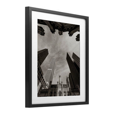 «Chicago Skyline Worm's Eye View», reproduction encadrée sous verre, conception de Nathan Larson