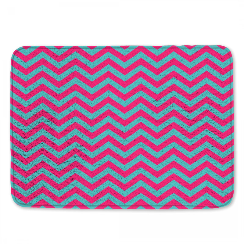 Tapis de bain rose à chevrons bleu, 34in W x 21in L