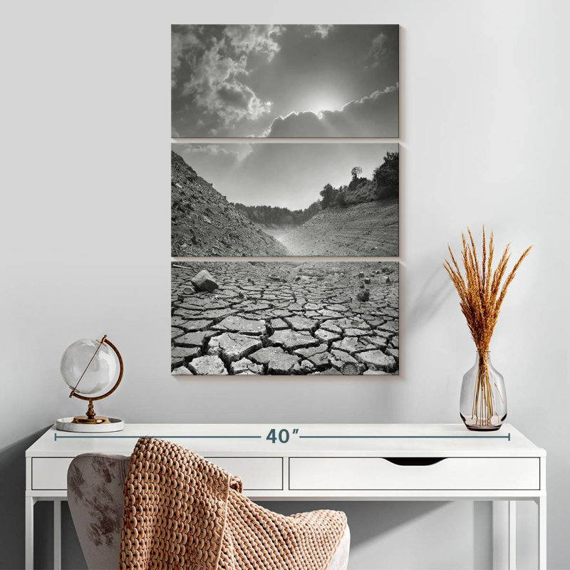 Alvord Dry River, 32" H x 20" W
