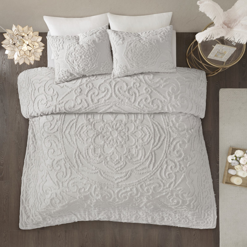 Gray Tufted Cotton Chenille Medallion King/Cal King Duvet Set
