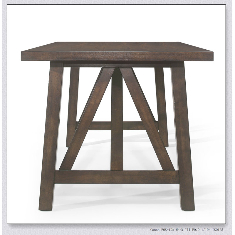 Table à manger, Brun antique
