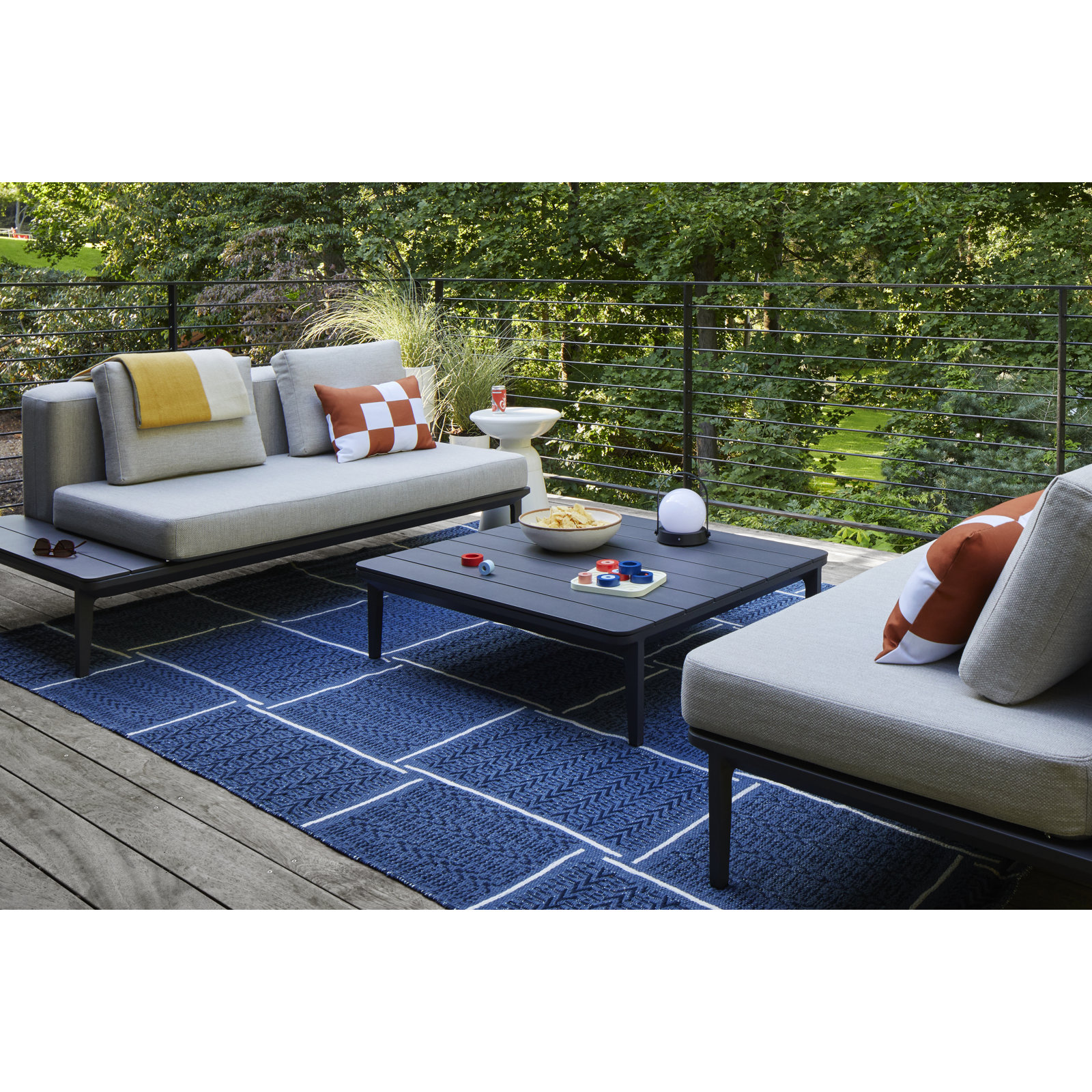 NuStory Plaid Outdoor Rug, Rectangle 7'6" x 9'6"