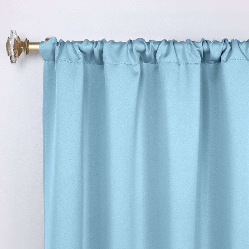Paire de rideaux obscurcissant avec passe-tringle Moriah Millendon, L 36 po x L 63 po, Bleu clair