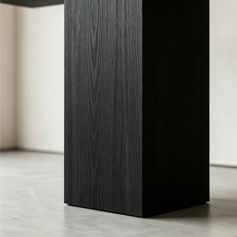Console en bois massif de style médiéval., H 31,5 po x l 62,9 po x P 11,8 po