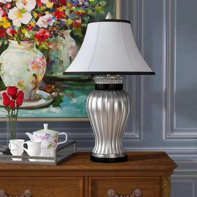 Lampe de table 32 po Beetham