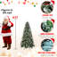 Arbre de Noël de 9 pi avec 3750 pointes, baies rouges et pin pour une atmosphère naturelle et festive, branches pe + neige saupoudrées, ensemble de conception à charnières, support en métal avec décor, structure à extrémités