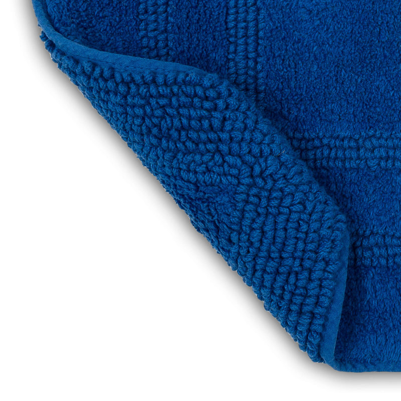 Tapis de bain lavable à la machine Kail, L 27 po x L 45 po, Fiesta cobalt