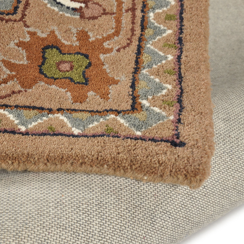 Hand-Tufted Royal Orient Rug Made From Pure New Wool In Beige, Rectangle 70 x 140cm