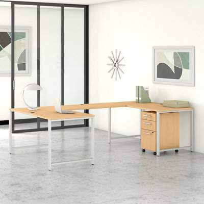 400 Series U-Shaped Writing Desk