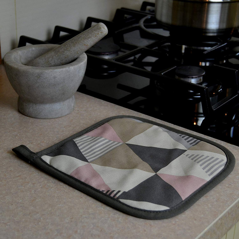 Fjørde & Co Amelia Floral Cotton Potholder, Blush Pink