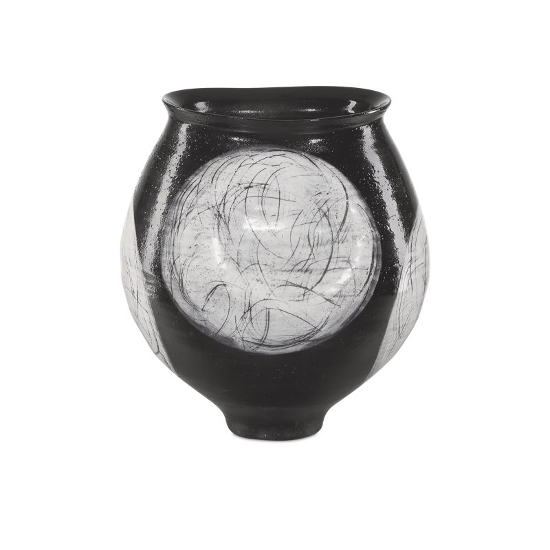 Vase Nakamura