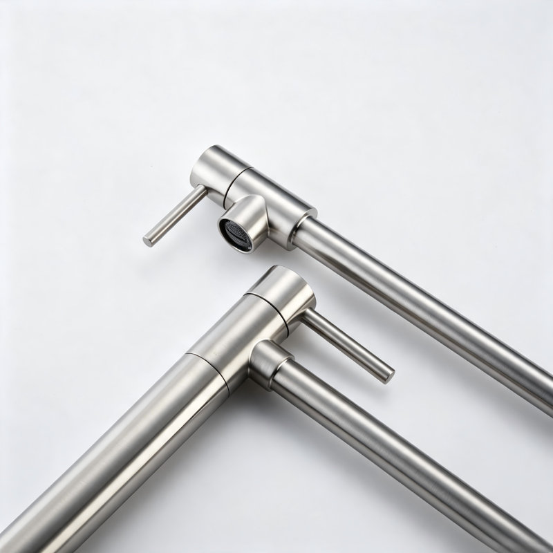 Robinets de cuisine, Chrome
