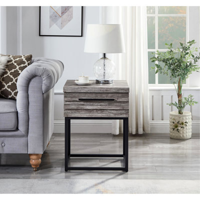 Table de bout céleste grise avec tiroir - Rehaussez votre décor. Fabriqué de beaux matériaux. Offre un espace de rangement supplémentaire. Fabrication en métal de qualité et en bois de qualité