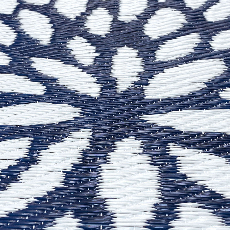 Trentin Indoor / Outdoor Rug, Rectangle 5' x 6'11"