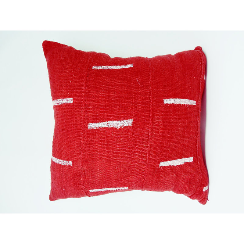 Coussin rouge à rayures