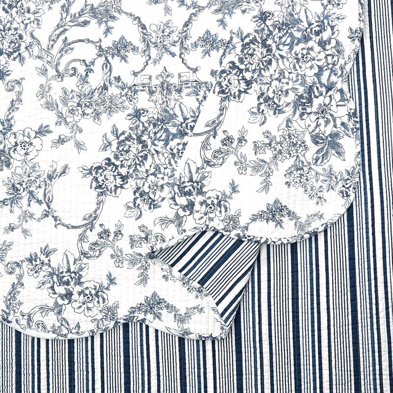 Blue Cotton Full Reversible Quilt Set with Scallop Edges