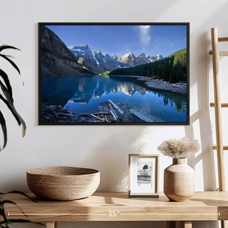Lac pittoresque de la Moraine, 25 po x 17 po, Cadre flottant noir