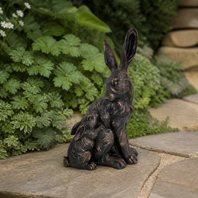 Statue de jardin Mère Lièvre et son petit